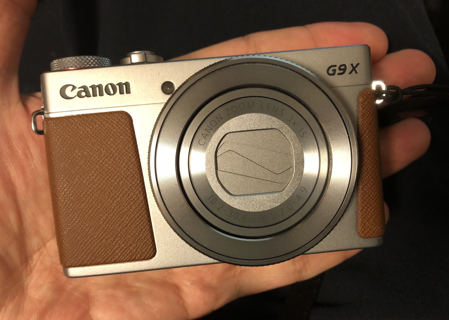 クイック出荷 Canon　G9x mark2　コンデジ デジタルカメラ